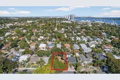 427 32nd Street, West Palm Beach, FL 33407 - Photo 1