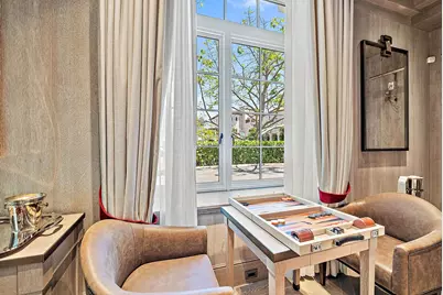 236 Phipps Plaza #101, Palm Beach, FL 33480 - Photo 7