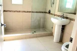 1000 Meridian Ave, Miami Beach, FL 33139 - Photo 25