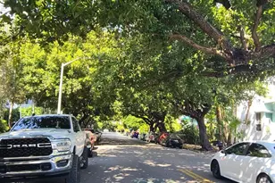 1000 Meridian Ave, Miami Beach, FL 33139 - Photo 23