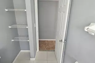 1001 S E St, Lake Worth Beach, FL 33460 - Photo 9