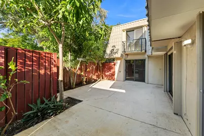 1700 Embassy Drive #708, West Palm Beach, FL 33401 - Photo 7