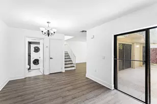 1700 Embassy Dr, West Palm Beach, FL 33401 - Photo 17