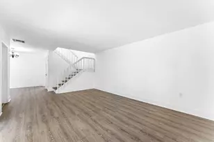 1700 Embassy Dr, West Palm Beach, FL 33401 - Photo 17
