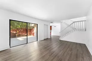 1700 Embassy Dr, West Palm Beach, FL 33401 - Photo 11