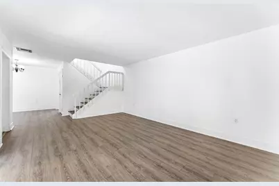 1700 Embassy Drive #708, West Palm Beach, FL 33401 - Photo 15