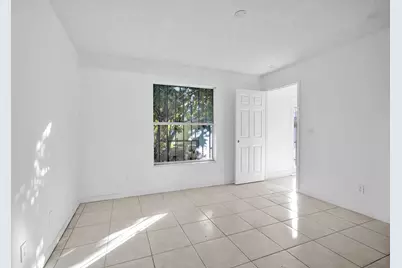 719 SW 10th Street, Homestead, FL 33034 - Photo 9
