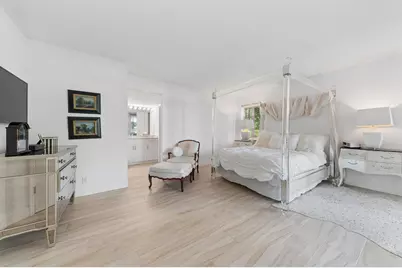 100 SE 5th Avenue #102, Boca Raton, FL 33432 - Photo 11