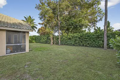 146 Fernwood Crescent, Royal Palm Beach, FL 33411 - Photo 23