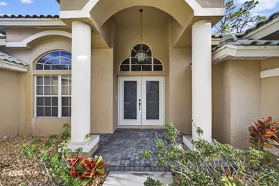 146 Fernwood Crescent, West Palm Beach, FL 33411 - Photo 5