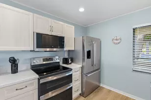 6940 SE Constitution Blvd, Hobe Sound, FL 33455 - Photo 9