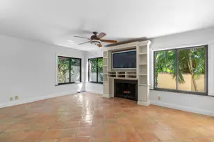 16 Via Lago, Boynton Beach, FL 33435 - Photo 25