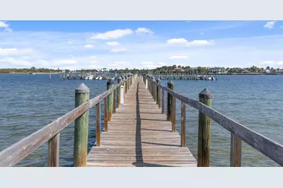 16 Via Lago, Boynton Beach, FL 33435 - Photo 17