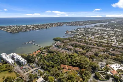 16 Via Lago, Boynton Beach, FL 33435 - Photo 7