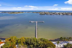 16 Via Lago, Boynton Beach, FL 33435 - Photo 11