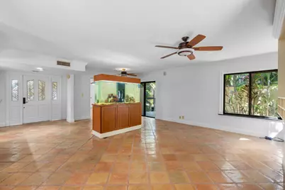 16 Via Lago, Boynton Beach, FL 33435 - Photo 29