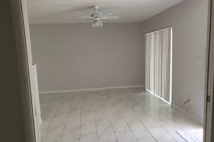 637 Executive Center Dr, West Palm Beach, FL 33401 - Photo 13