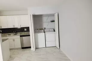 637 Executive Center Dr, West Palm Beach, FL 33401 - Photo 15