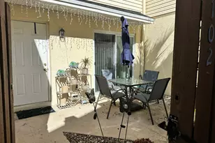 637 Executive Center Dr, West Palm Beach, FL 33401 - Photo 5