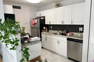 637 Executive Center Dr, West Palm Beach, FL 33401 - Photo 11