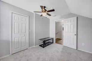 22644 St Thomas Cir, Lutz, FL 33549 - Photo 39