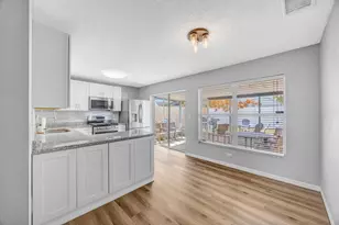 22644 St Thomas Cir, Lutz, FL 33549 - Photo 7