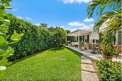 105 Evans Lane, Manalapan, FL 33462 - Photo 17