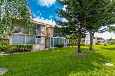 657 Brittany N, Delray Beach, FL 33446 - Photo 29