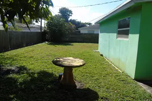 6902 S Plymouth Dr, Lantana, FL 33462 - Photo 23