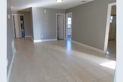 6902 S Plymouth Drive, Lantana, FL 33462 - Photo 3