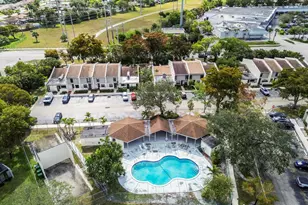 1464 NW 97th Terrace, Hollywood, FL 33024 - Photo 23