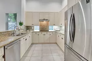 11241 Sea Grass Cir, Boca Raton, FL 33498 - Photo 9