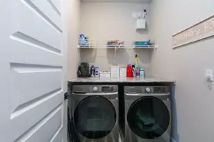 8672 Dahlia Cir, Port Saint Lucie, FL 34986 - Photo 25