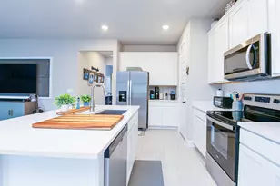 8672 Dahlia Cir, Port Saint Lucie, FL 34986 - Photo 13