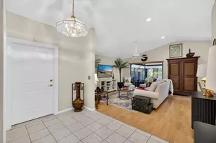 77 Ironwood Way, Palm Beach Gardens, FL 33418 - Photo 3