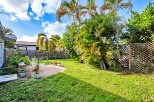 1013 Upland Rd, West Palm Beach, FL 33401 - Photo 15