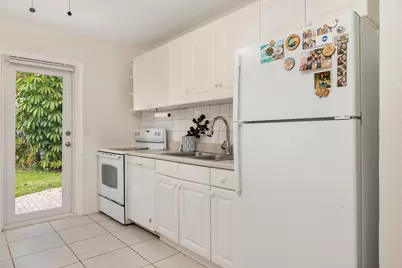 1013 Upland Road, West Palm Beach, FL 33401 - Photo 9