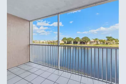7292 S Devon Drive #302, Tamarac, FL 33321 - Photo 15