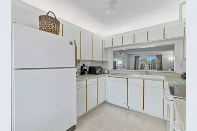 7292 S Devon Drive #302, Tamarac, FL 33321 - Photo 7