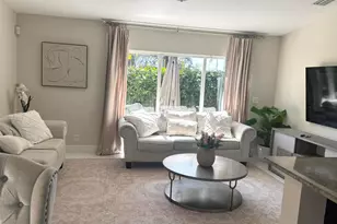 4274 NW 1st Pl, Deerfield Beach, FL 33442 - Photo 5