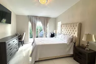 4274 NW 1st Pl, Deerfield Beach, FL 33442 - Photo 7