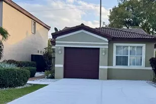 4274 NW 1st Pl, Deerfield Beach, FL 33442 - Photo 1