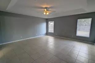 2031 SW Hampshire Ln, Port Saint Lucie, FL 34953 - Photo 9