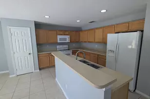 2031 SW Hampshire Ln, Port Saint Lucie, FL 34953 - Photo 7