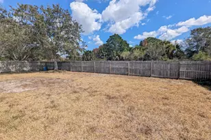 2031 SW Hampshire Ln, Port Saint Lucie, FL 34953 - Photo 17
