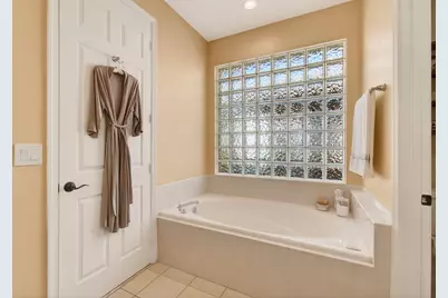 9168 Bay Point Circle, West Palm Beach, FL 33411 - Photo 21