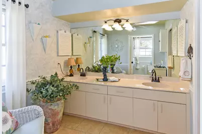 7886 SE Trenton Avenue, Hobe Sound, FL 33455 - Photo 45