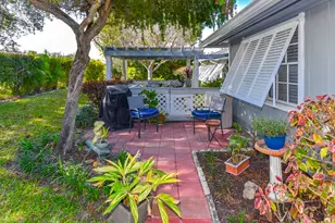 7886 SE Trenton Ave, Hobe Sound, FL 33455 - Photo 19