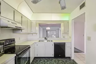 3178 Via Poinciana, Lake Worth, FL 33467 - Photo 17