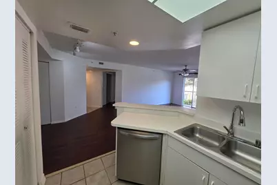 4175 N Haverhill Road #907, West Palm Beach, FL 33417 - Photo 17